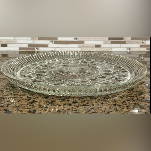 Vintage Clear Decretive cut glass Tray - Picture 2 of 5